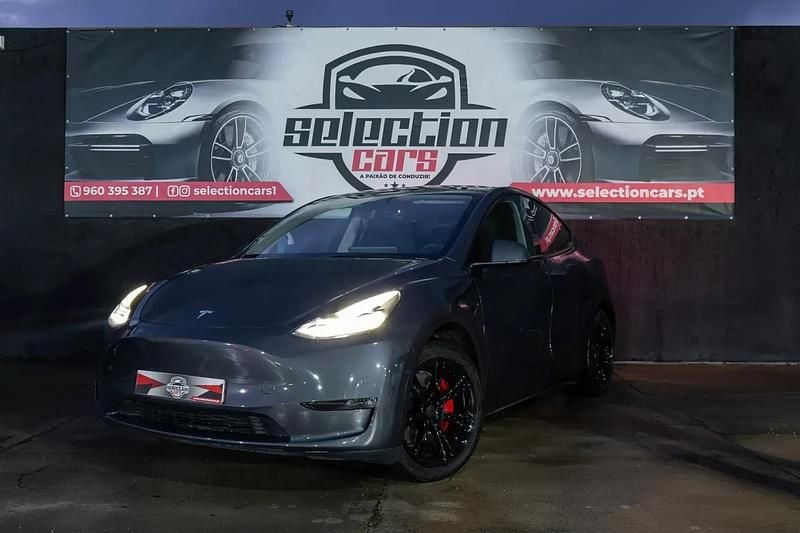 Usado Tesla Model Y 378 kW (514 HP) 2023 Cinzento SUV