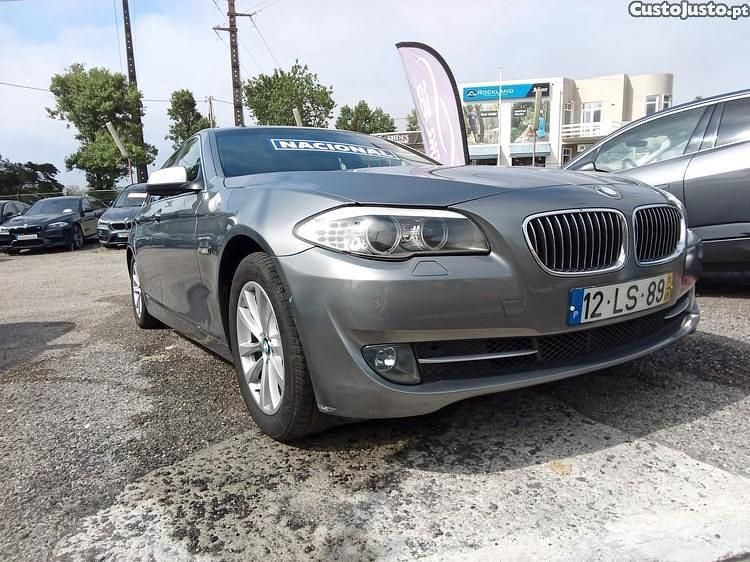 Cinza Usado 2011 BMW 520 Carrinha | € 12.900 (Bom preço) - Imagem 1/1