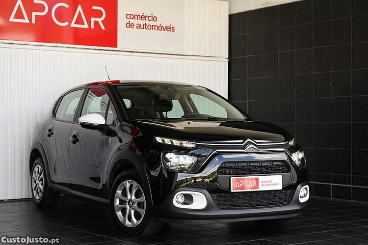 Preto Usado 2024 Citroën C3 PureTech Citadino | € 14.950 (Preço justo) - Imagem 1/1