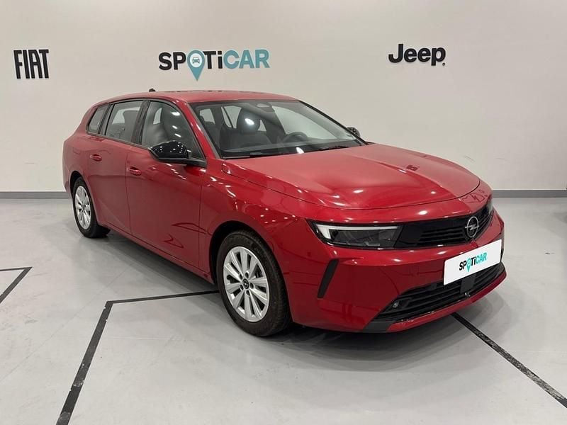 Usado Opel Astra Edition 110 HP (80 kW) 2023 Vermelho Carrinha