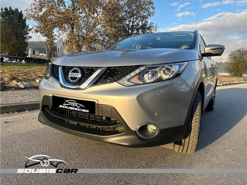 Cinzento Usado 2016 Nissan Qashqai SUV | € 17.500 (Preço justo) - Imagem 1/4