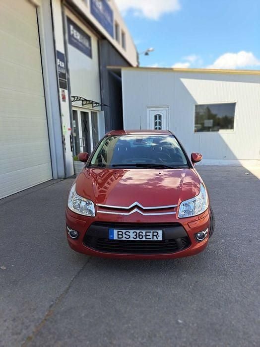 Usado 2010 Citroën C4 Coupé | € 5.500 - Imagem 1/4
