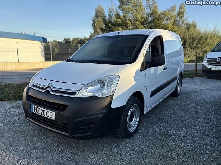Branco Usado 2016 Citroën Berlingo Monovolume | € 8.900 (Bom preço) - Imagem 1/1