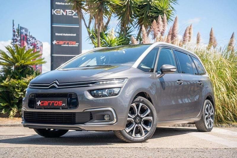 Cinza Usado 2020 Citroën C4 Shine Monovolume | € 17.550 (Preço justo) - Imagem 1/4