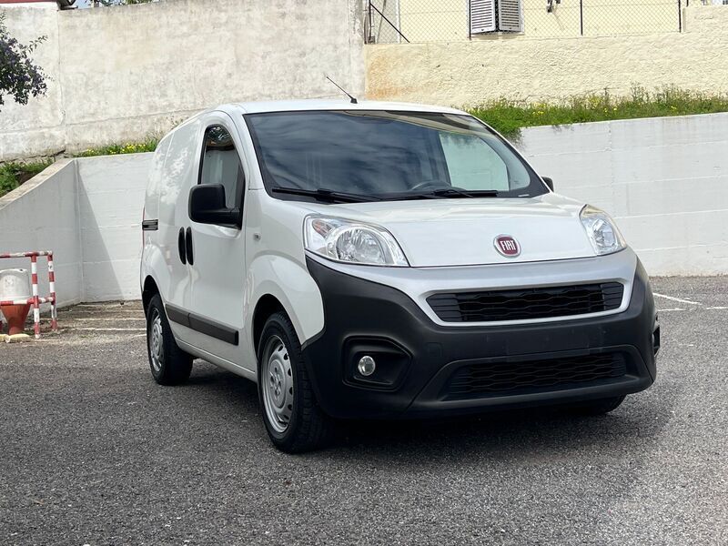 Usado Fiat Fiorino 95 HP (69 kW) 2018 Branco Monovolume
