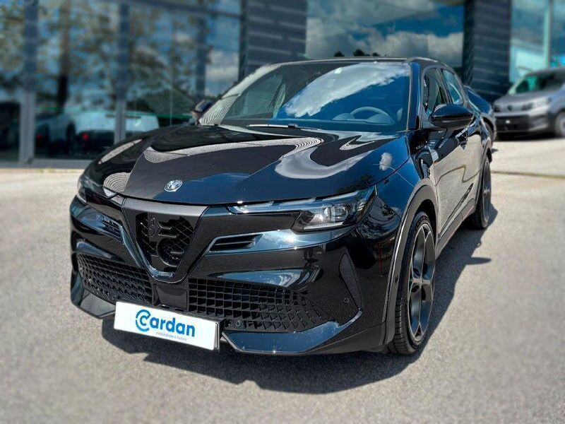 Preto Usado 2025 Alfa Romeo Junior Veloce SUV | € 52.300 - Imagem 1/4