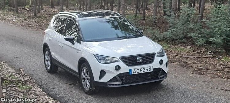 Branco Usado 2022 Seat Arona FR SUV | € 17.000 (Bom preço) - Imagem 1/1