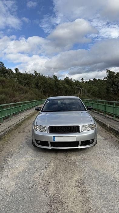 Usado 2001 Audi A4 Sedan | € 7.000 (Caro) - Imagem 1/4