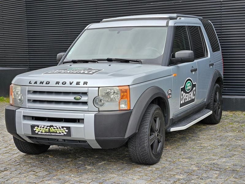 Cinza Usado 2006 Land Rover Discovery 3 HSE SUV | € 29.950 - Imagem 1/4