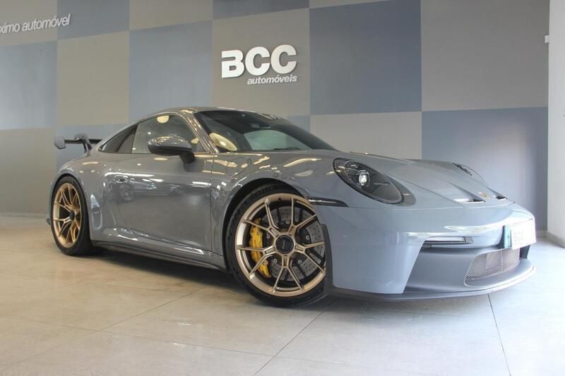 Cinzento Usado 2024 Porsche 992 | € 258.750 (Super Preço) - Imagem 1/4