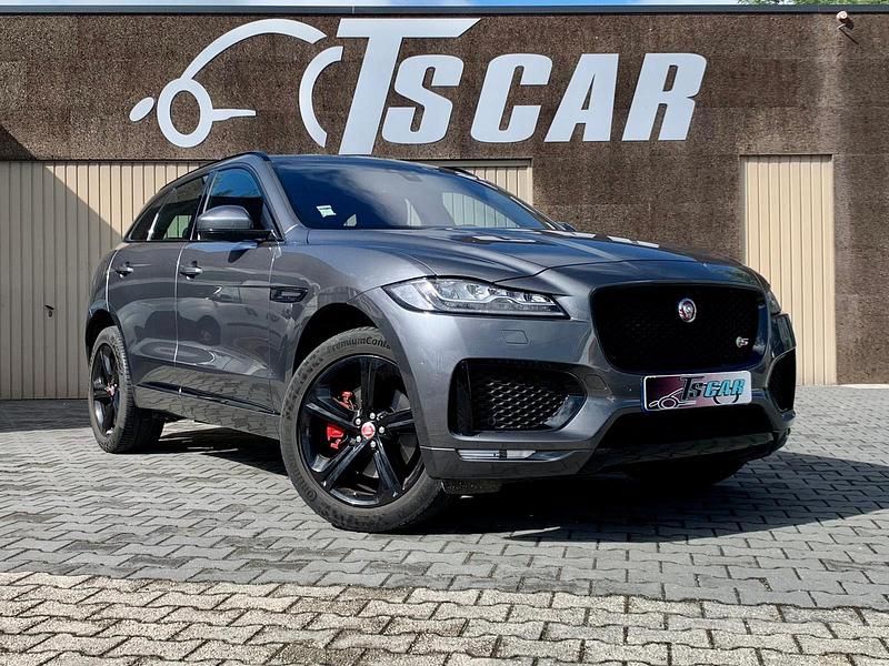 Cinza Usado 2016 Jaguar F-Pace S SUV | € 33.750 - Imagem 1/4