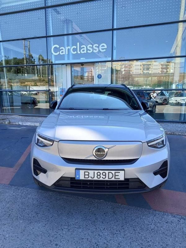 Prateado Usado 2024 Volvo XC40 SUV | € 44.900 (Preço elevado) - Imagem 1/4