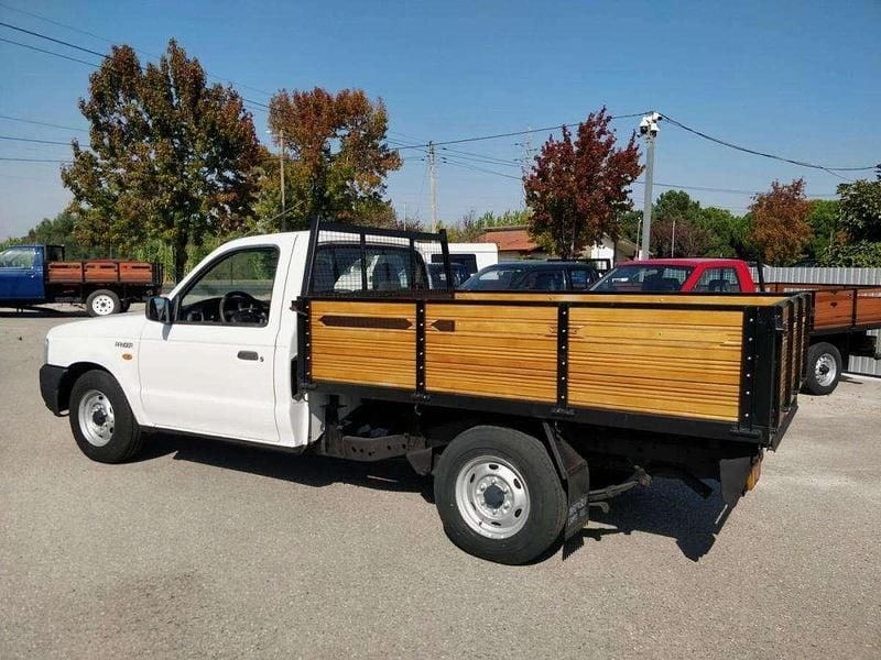 Usado Ford Ranger 84 HP (61 kW) 2004 Branco Pickup