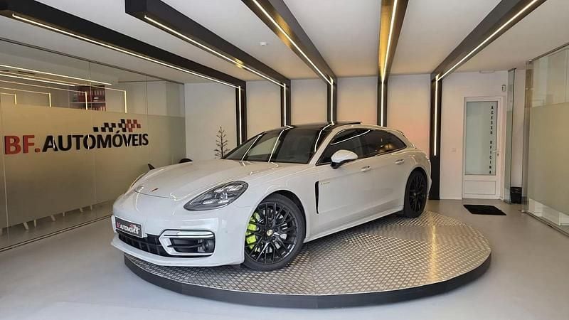 Usado Porsche Panamera 4S 560 HP (411 kW) 2024 Cinza Sedan
