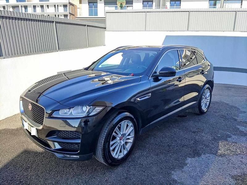 Preto Usado 2018 Jaguar F-Pace SUV | € 29.500 (Preço justo) - Imagem 1/4