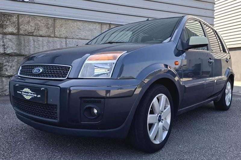 Usado Ford Fusion Trend 68 HP (50 kW) 2007 Cinza escuro Citadino