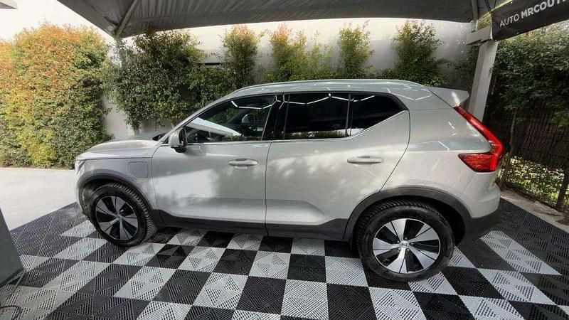 Usado Volvo XC40 R-Design 211 HP (155 kW) 2023 Cinza SUV
