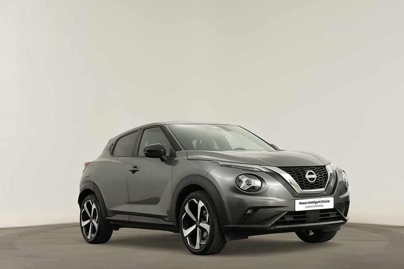 Cinzento Usado 2024 Nissan Juke Tekna SUV | € 23.690 (Preço justo) - Imagem 1/4