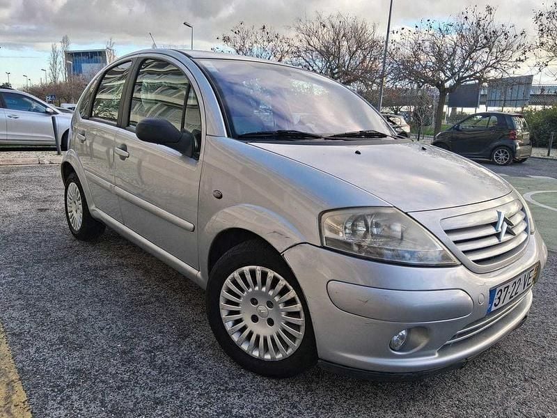 Usado 2003 Citroën C3 Exclusive Sedan | € 2.350 (Super Preço) - Imagem 1/4