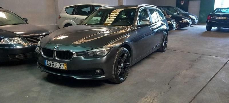 Usado 2016 BMW 318 Comfort Edition Carrinha | € 12.900 (Super Preço) - Imagem 1/4