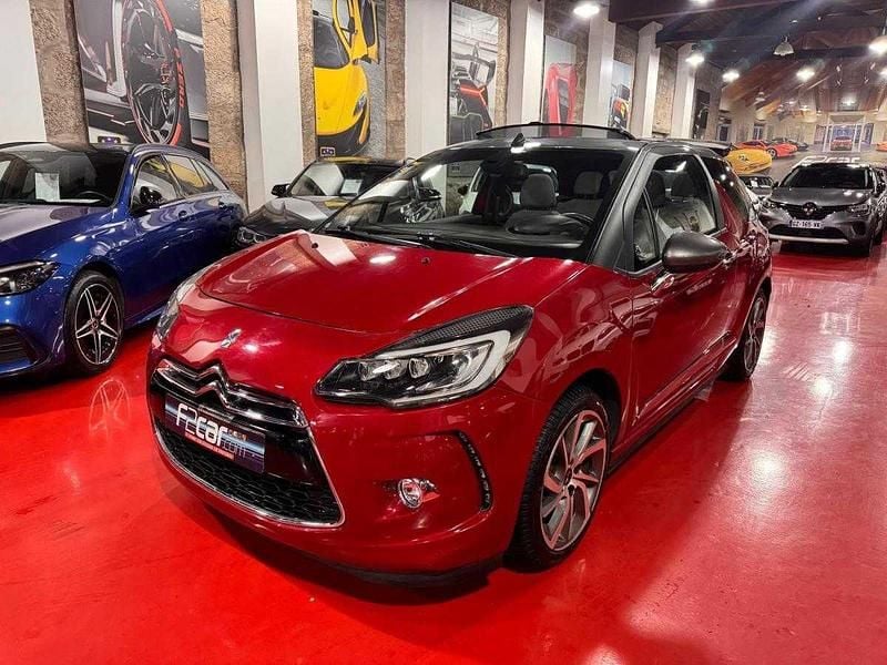 Vermelho Usado 2016 DS Automobiles DS3 | € 10.900 (Preço justo) - Imagem 1/4