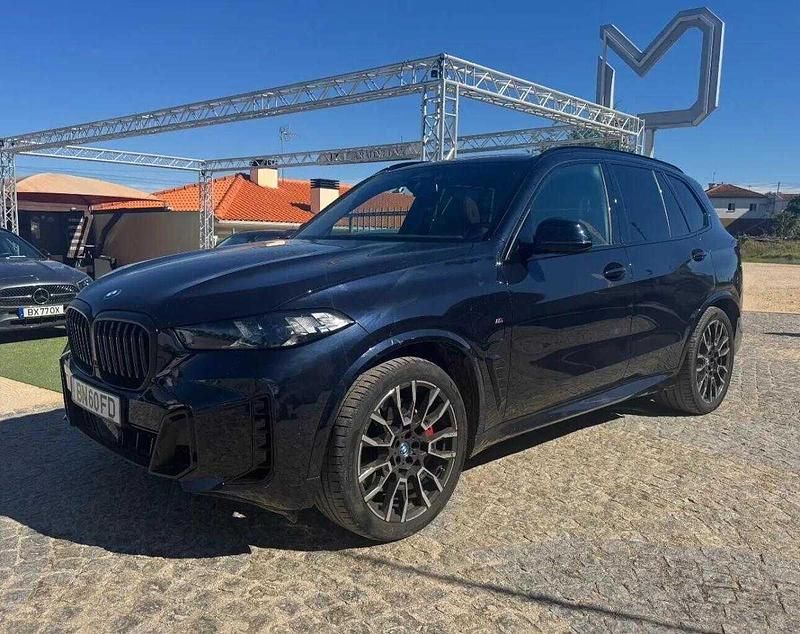 Azul Usado 2024 BMW X5 SUV | € 94.990 (Preço elevado) - Imagem 1/4