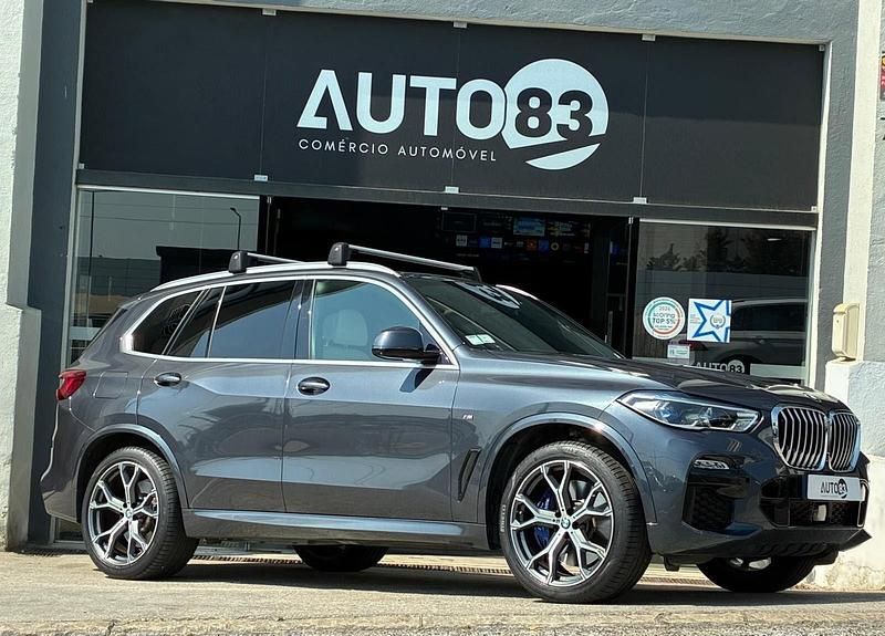 Azul Usado 2020 BMW X5 SUV | € 54.990 - Imagem 1/1