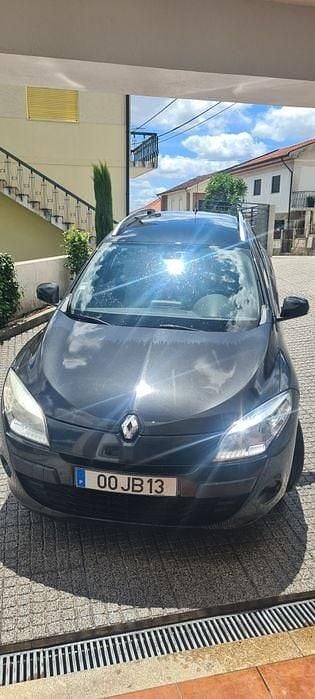 Usado 2010 Renault Mégane III | € 3.250 (Super Preço) - Imagem 1/4