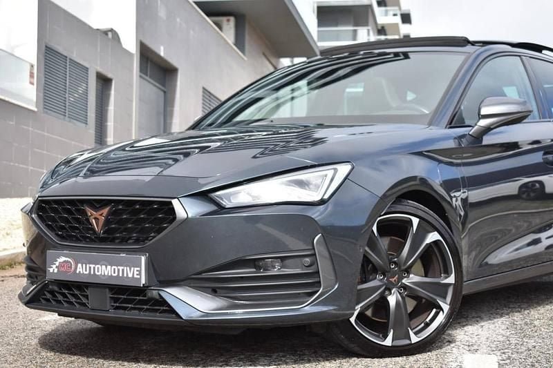 Usado Cupra Leon 245 HP (180 kW) 2021 Cinzento