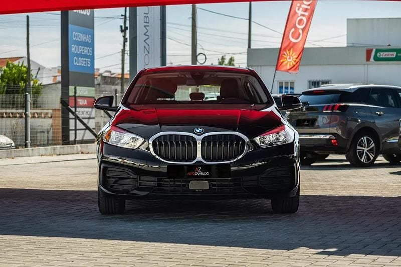 Preto Usado 2024 BMW 116 Citadino | € 28.900 (Preço justo) - Imagem 1/4