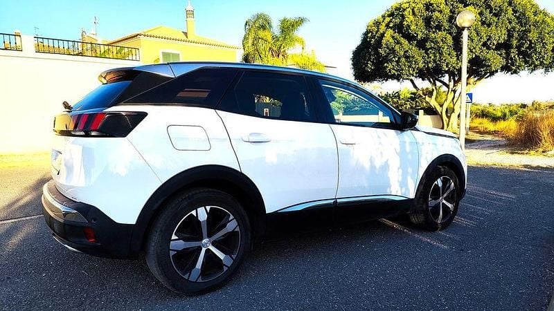 Usado 2017 Peugeot 3008 Sedan | € 16.900 (Preço justo) - Imagem 1/4