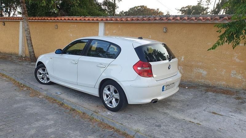 Usado 2008 BMW 118 Citadino | € 8.690 (Preço justo) - Imagem 1/4