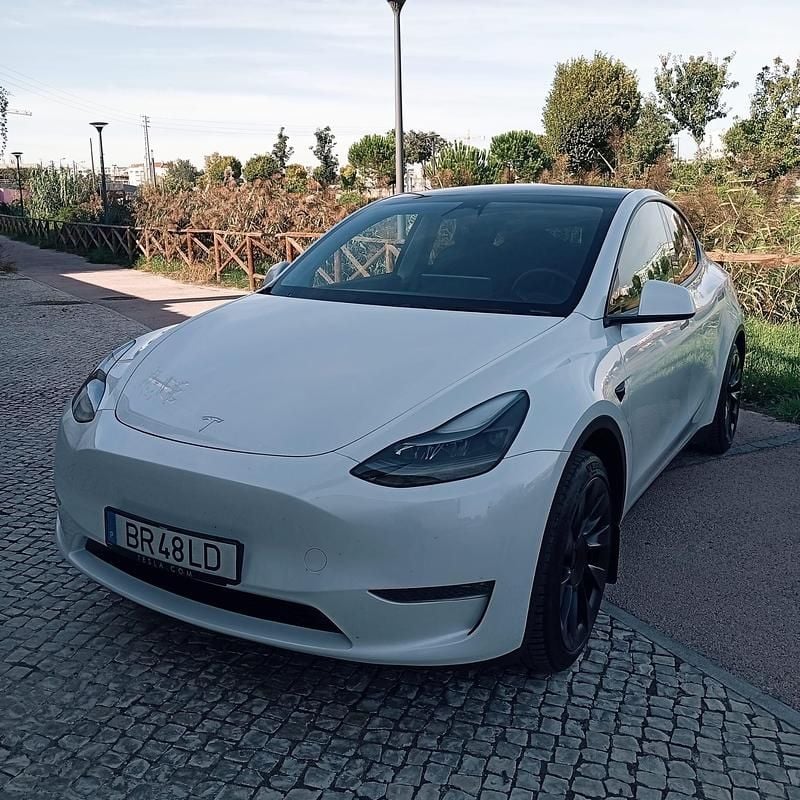 Branco Usado 2023 Tesla Model Y SUV | € 42.900 - Imagem 1/4