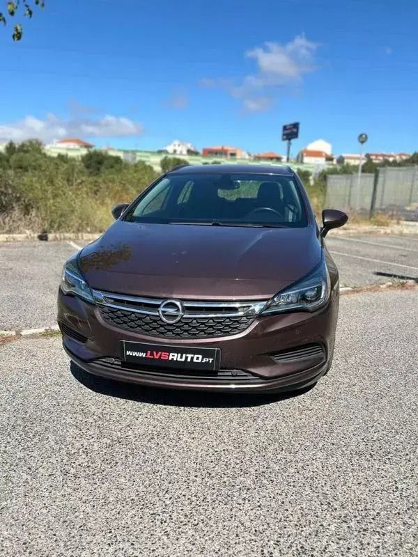Castanho Usado 2017 Opel Astra Citadino | € 14.500 (Preço justo) - Imagem 1/4