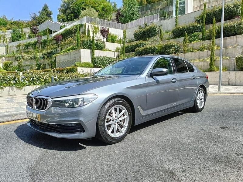 Usado 2019 BMW 530 Luxury Line Sedan | € 28.500 (Preço justo) - Imagem 1/4