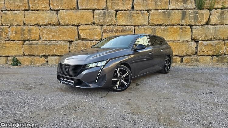 Cinza Usado 2022 Peugeot 308 Active Carrinha | € 22.500 (Preço justo) - Imagem 1/1