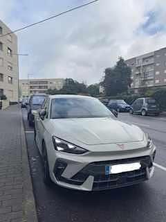 Usado Cupra Leon 150 HP (110 kW) 2025 Outra