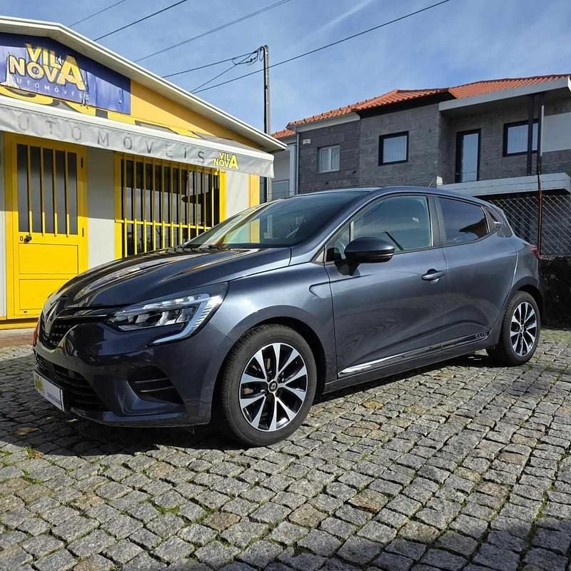 Cinzento Usado 2020 Renault Clio V Citadino | € 13.400 (Preço justo) - Imagem 1/4