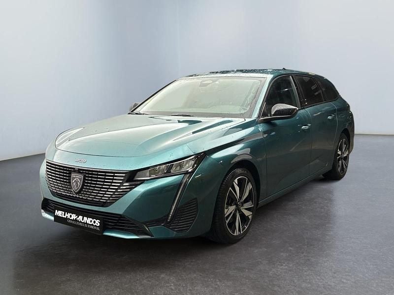 Usado Peugeot 308 SW 130 HP (95 kW) 2023 Verde Carrinha