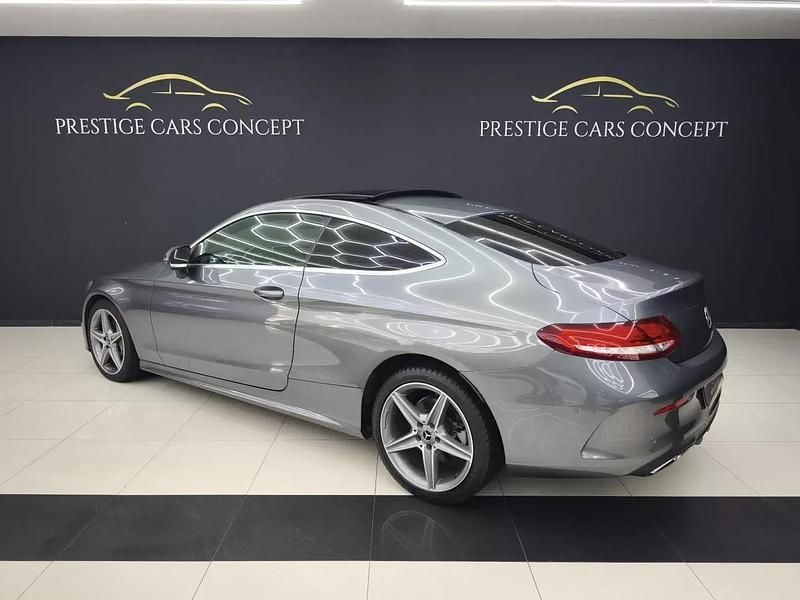 Usado Mercedes C220 AMG line 170 HP (125 kW) 2018 Cinza escuro Coupé