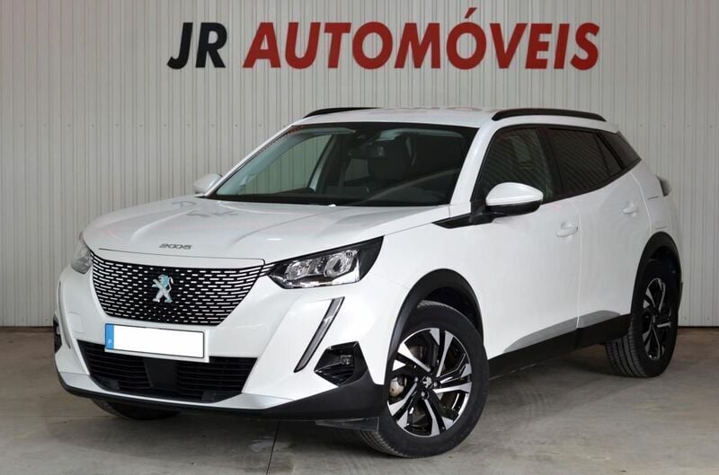 Branco Usado 2021 Peugeot e-2008 Allure SUV | € 19.450 (Preço justo) - Imagem 1/4