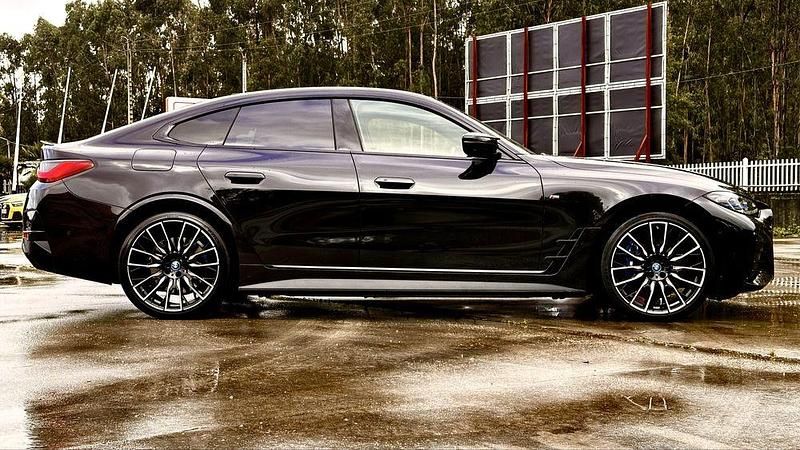 Usado BMW i4 Comfort Edition 400 kW (544 HP) 2022 Sedan