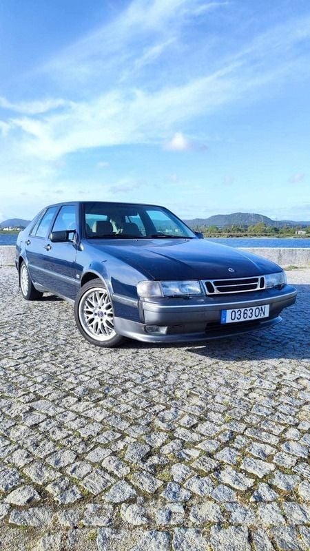 Usado Saab 9000 200 HP (147 kW) 1994 Azul Sedan