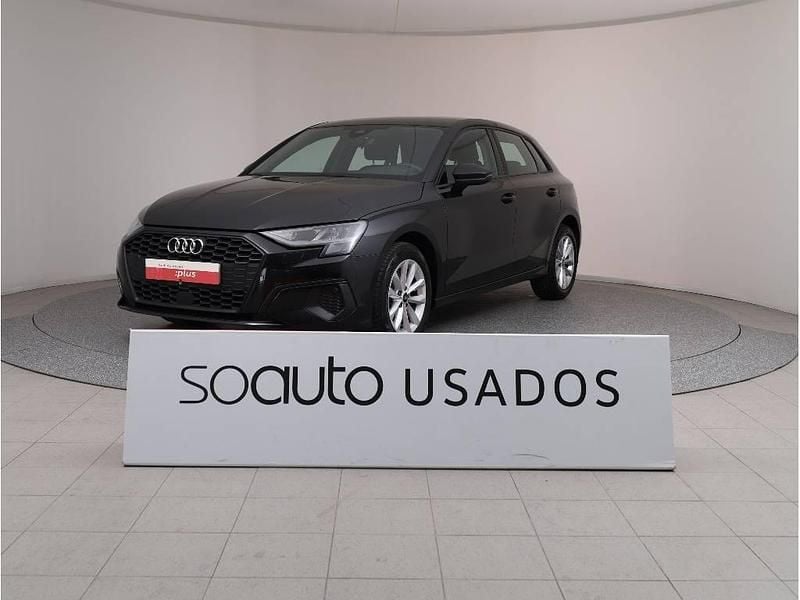 Usado Audi A3 116 HP (85 kW) 2021 Preto metalizado Sedan