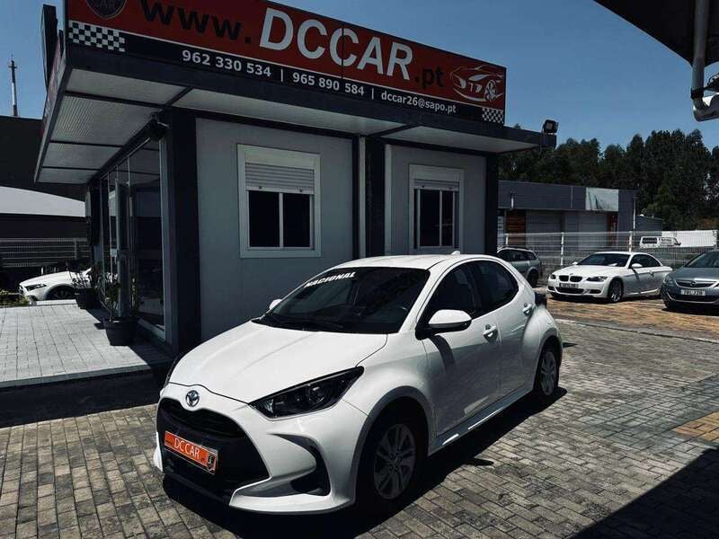 Branco Usado 2021 Toyota Yaris | € 17.870 (Preço justo) - Imagem 1/4