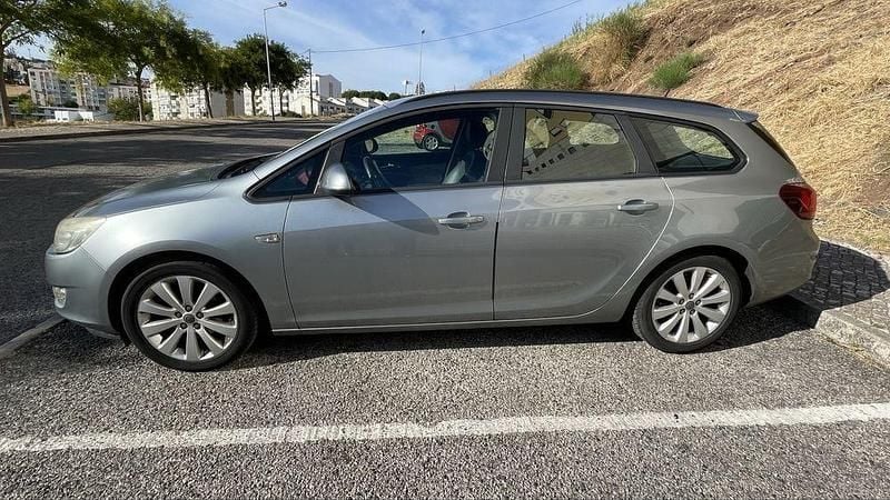 Usado 2011 Opel Astra Cosmo Carrinha | € 4.000 (Super Preço) - Imagem 1/4