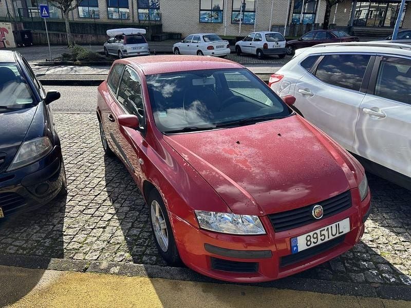 Usado Fiat Stilo 85 HP (62 kW) 2002