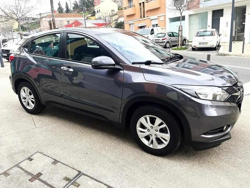 Usado Honda HR-V Elegance 130 HP (95 kW) 2016 Cinzento SUV