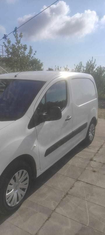 Branco Usado 2017 Citroën Berlingo Monovolume | € 9.000 (Bom preço) - Imagem 1/1
