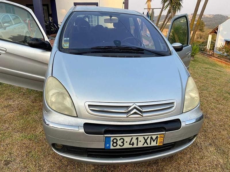 Usado 2004 Citroën Xsara Picasso Monovolume | € 1.750 - Imagem 1/4